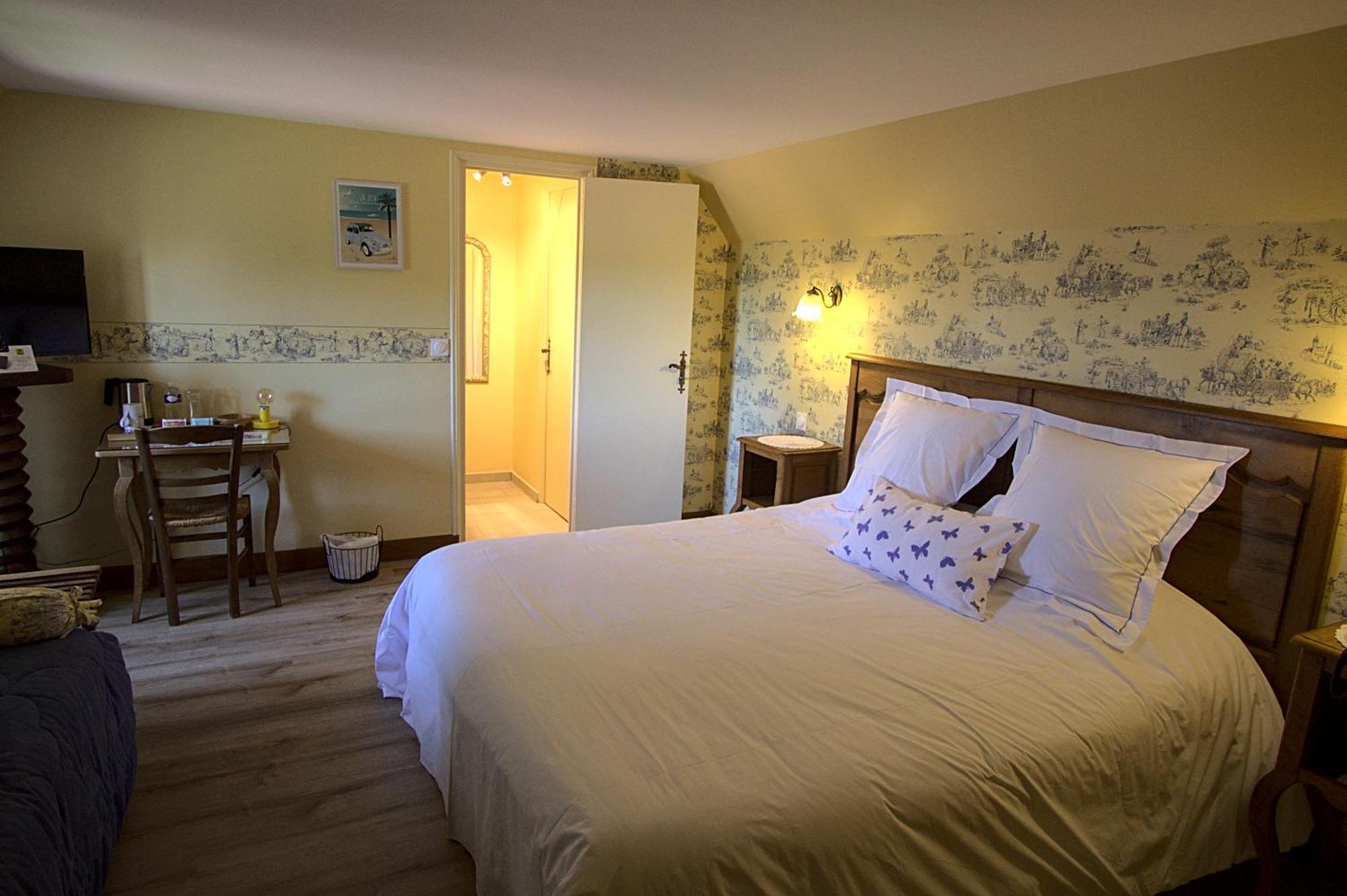 Logis Hotel Restaurant Manoir De L'Acherie Sainte-Cécile Esterno foto