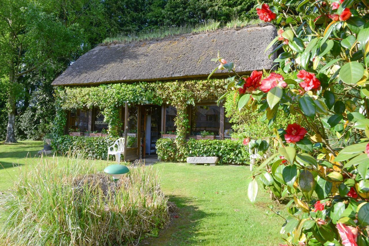 Logis Hotel Restaurant Manoir De L'Acherie Sainte-Cécile Esterno foto