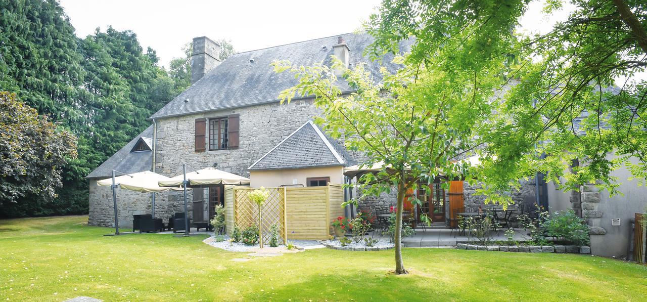 Logis Hotel Restaurant Manoir De L'Acherie Sainte-Cécile Esterno foto